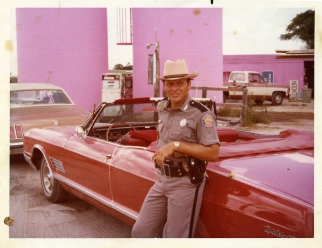 Movie star patrolman in Honky Tonk Freeway